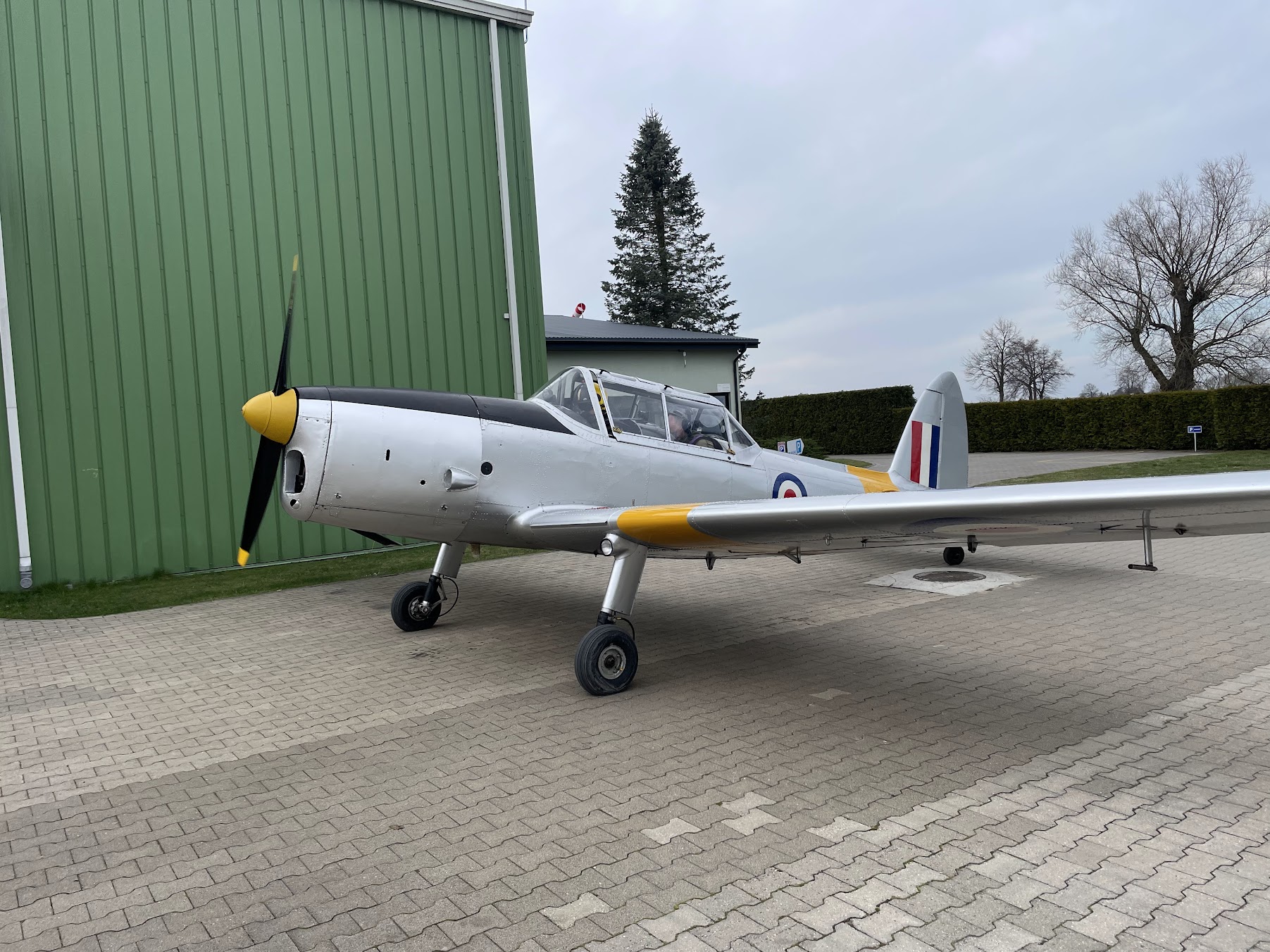 DHC-1 Chipmunk SP-YAC