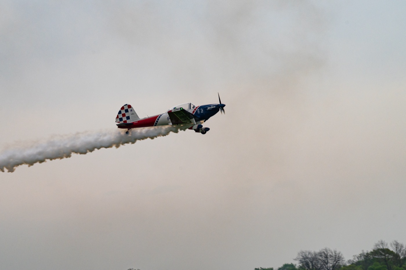 DHC-1 Chipmunk GhostWriter podczas pokazu lotniczego Defenders of Liberty, Barksdale AFB, 2025
