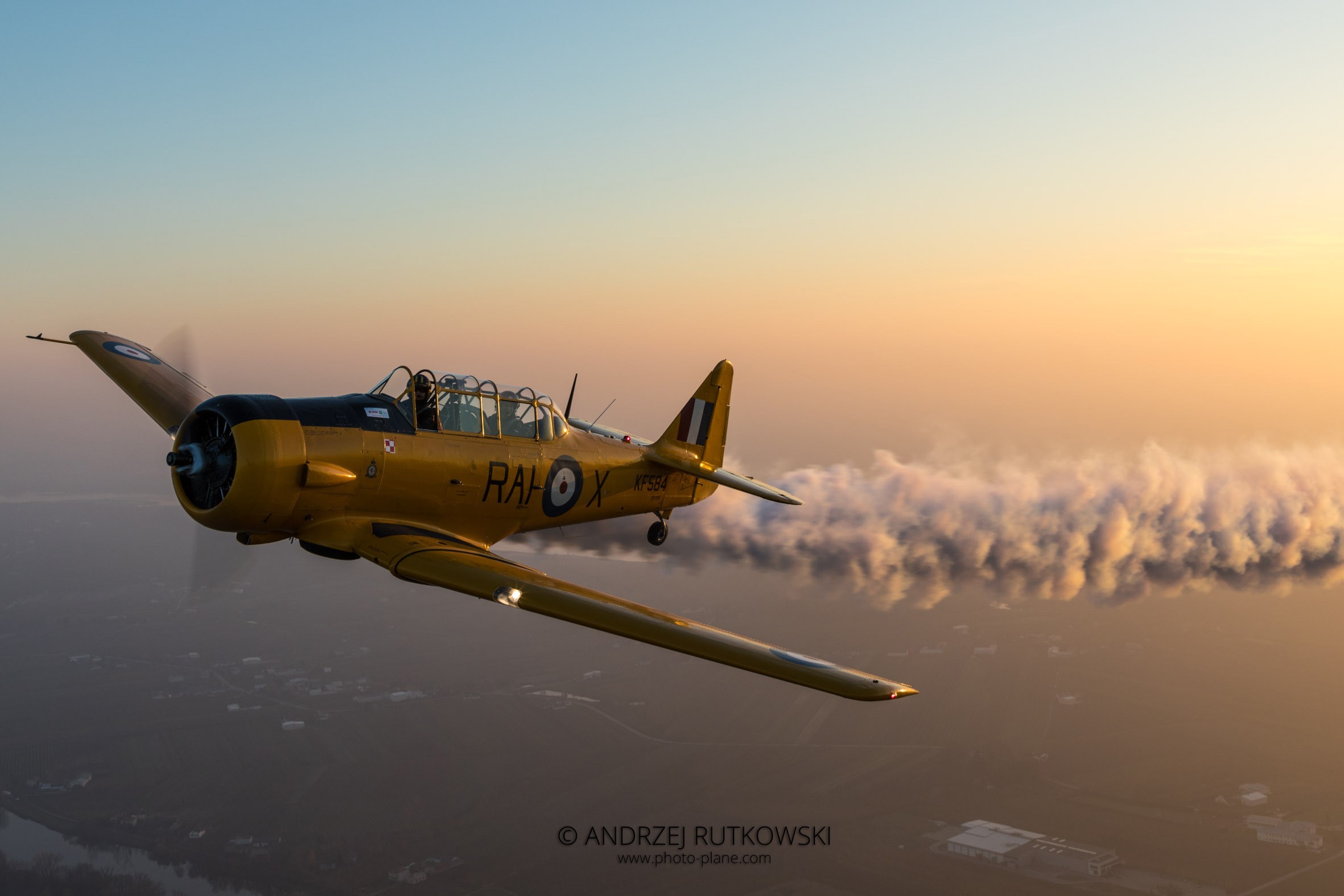 North American T-6 Harvard SP-YIX